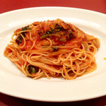 パパミラノ - ベーコンとほうれん草のトマトソース 税込999円