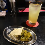 パパスバル - シークワーサーサワー、お通し