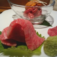 赤坂 金舌 - 常陸牛刺し三点盛り