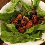 アッツケ ピッツァ - 2016.10月　真蛸、オリーブ、トマトのサラダ