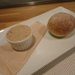 ビストロ 間 - 全粒粉のパン 