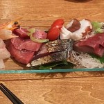 刺身盛り合わせ(大)　税抜1,800円(2016.12.07)