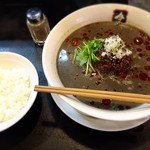 餃子と担々麺 吟 - 