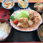 ちょっとよっ亭 - とりからあげ定食