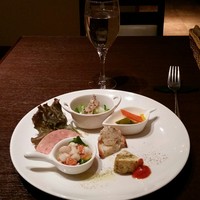 オステリア ミオ・バール - 彩り鮮やかな６種類の前菜です