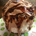 雪みるく - ラムレーズンショコラ 700円