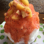 雪みるく - レインボーレッド使用 生キウイミルク 900円