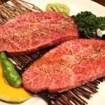 Yakiniku Toraji - ミスジ2400円（2015年）