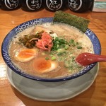 博多ラーメン鶴亀堂 - 博多豚骨 全部のせ （味噌）