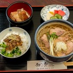 Meat soba (chicken soba) and mini clam rice set