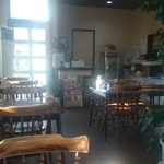 ドリーム - 店内②…年内は29日まで、年始は2日からとの貼り紙あったよ