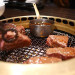 SATOブリアン - 柳野店長みずから焼いてくれます