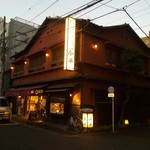 人形町今半 - 外観　手前は精肉販売店舗