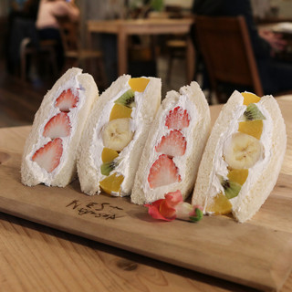 ネスト バイ ザ シー_0