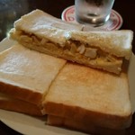 ホワイトラベル - 2016年12月9日の玉子サンドは
      ベーコン＆オニオン