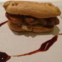 カンテサンス - 鴨のフォアグラエクレア　栗のマッシュ