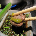 ぢどり屋銀次郎 - もも焼きにゆずコショウ