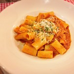 Arancino on Beachwalk - トマト系パスタ料理