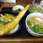 虎屋 - 穴子天丼・うどん付