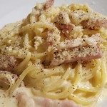 ESOLA - carbonaraが美味しい店はフードのハズレなし!