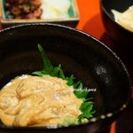 くろぎ - 胡麻ダレで和えた鯛の切り身