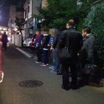 秋元屋 - 店をあとにすると行列ができてました