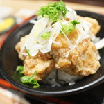 うまいものいっぱい いろはにほへと - 塩ザンギ丼