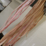 あなごと日本酒 なかむら - この上で骨を乾燥させてます