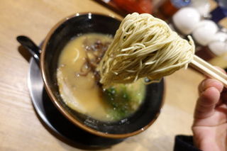 一竜 - とんこつラーメン　680円