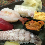 すし徳 - 「雲丹」がちょっと残念だけど、久々の「シャコ」♫