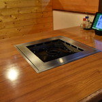 八宝苑 - 卓は無縁ロースター