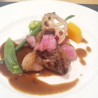 セサンパ - 豚の網焼き　ソース・ペリグー