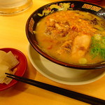 鹿児島ラーメン豚とろ 天文館本店 - 豚とろラーメン