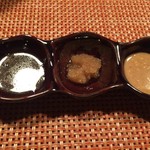 海のしょうげつ - タレは胡麻、ポン酢、秘伝のタレで頂きます。