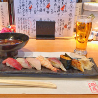 本等鮨 海馬 本店 - ランチ 雪 にぎり