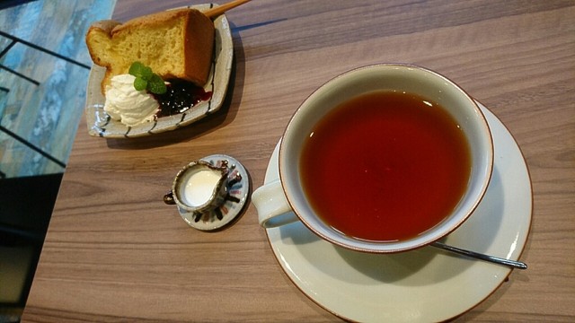 Gallery &amp; Cafe SAOI