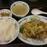 日高屋 - 野菜炒め定食 570円(税込) ライス大盛