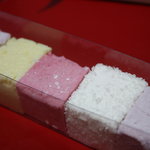 Patisserie Ravi,e relier - パティスリー ラヴィルリエ（ギモーブ）