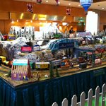 中国料理 「王朝」 - 2010/12/5(日)12時15分訪問館内ロビーのクリスマスツリー