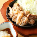 Chicken thigh Teppan-yaki (homemade grated daikon radish and ponzu sauce)