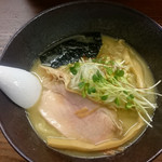 貝ガラ屋 - 牡蠣出汁らーめん