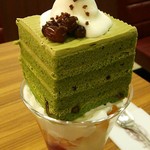 ミオール - 宇治抹茶ケーキ＋ラズベリーパフェ