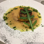 エイチシーハーバー バイ ルユイットサンク - ディナーコースの魚料理