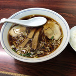 真砂 - 中華そば  670万円(2016年12月10日撮影)