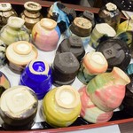 あなごと日本酒 なかむら - 目移りしそうなぐい飲みです