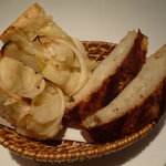 白パンと玉葱のフォカッチャ