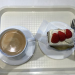 カフェ・ディ・フェスタ - アメリカンコーヒー、ストロベリーショートケーキの空中写真 2016/02/01