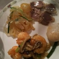 中国料理 美麗華 - 中華クラゲ・砂肝コンフィ・海老蒸餃子・海老オイスター