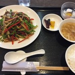 中国菜館 彩華 - 大好きな青椒肉絲（１６００円也）