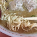 博龍軒 - なんと平打ち麺
            